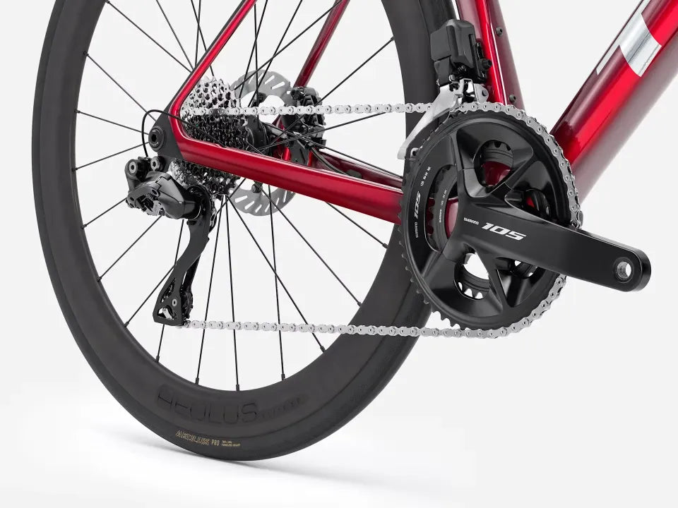 Trek Madone SL 6 Gen 8 – Gloss Fury Red/Matte Deep Smoke