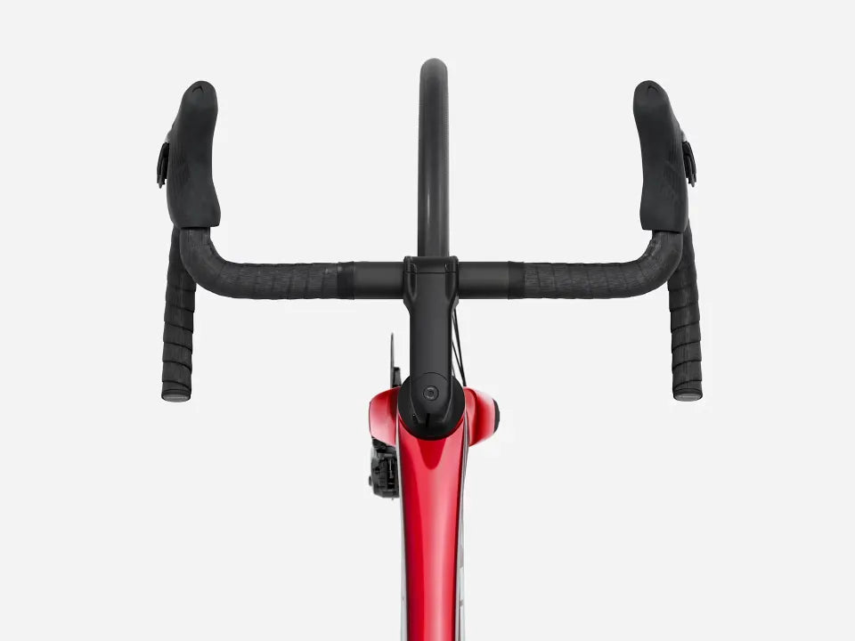 Trek Madone SL 6 Gen 8 – Gloss Fury Red/Matte Deep Smoke