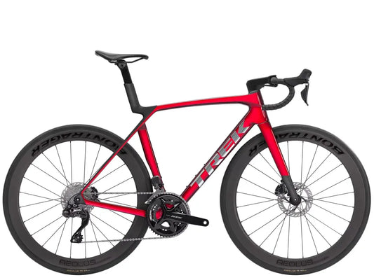 Trek Madone SL 6 Gen 8 – Gloss Fury Red/Matte Deep Smoke